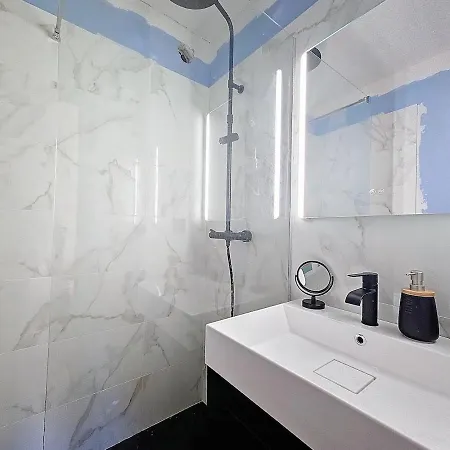 Lhorizon Blue Palms Sea View Apartman *